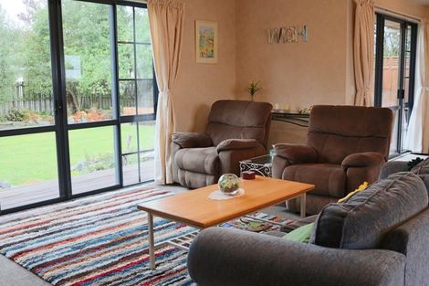 Photo of property in 11 Pitman Place, Waimate, 7924