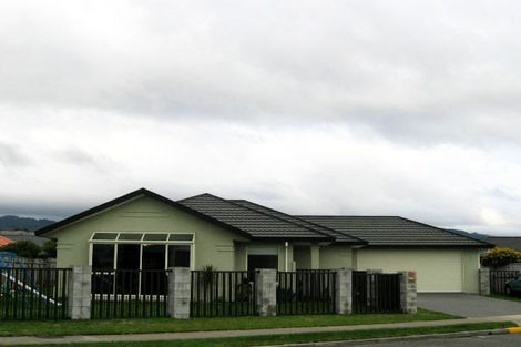 Photo of property in 42 College Drive, Paraparaumu, 5032