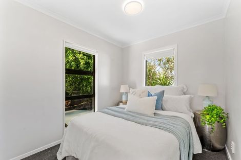 Photo of property in 239 Vipond Road, Stanmore Bay, Whangaparaoa, 0932