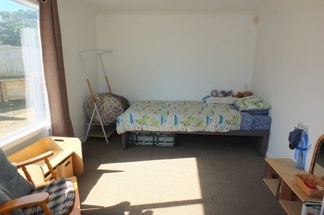 Photo of property in 14 Brown Terrace, Foxton Beach, Foxton, 4815