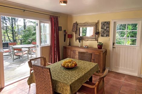 Photo of property in 92 Frost Road, Leigh, Warkworth, 0985