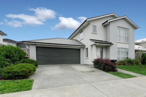 Photo of property in 6 Samuel Cassidy Avenue, Swanson, Auckland, 0614