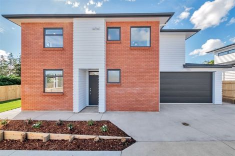 Photo of property in 107a Sturges Road, Henderson, Auckland, 0612