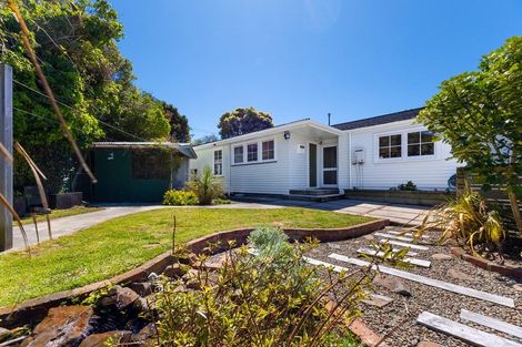 Photo of property in 34 Nathan Avenue, Paraparaumu Beach, Paraparaumu, 5032