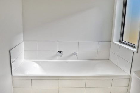 Photo of property in 30 Fairwater Road, Warkworth, 0910