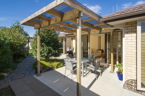 Photo of property in 3 Stenning Place, Papamoa Beach, Papamoa, 3118