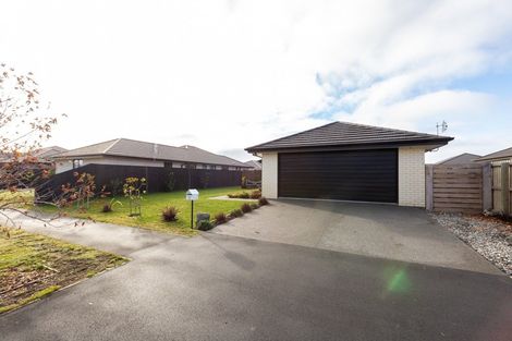 Photo of property in 69 Ellesmere Street, Marshland, Christchurch, 8083