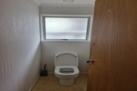 Photo of property in 31 Truby King Street, Merrilands, New Plymouth, 4312