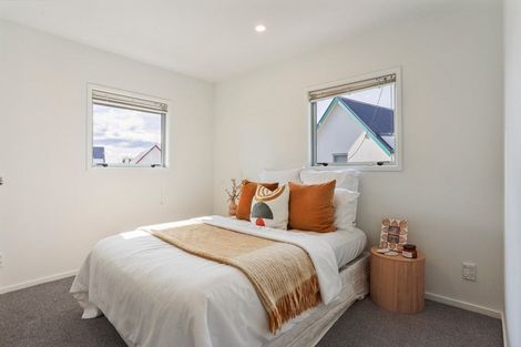 Photo of property in 8 Olympic Lane, Edgeware, Christchurch, 8013