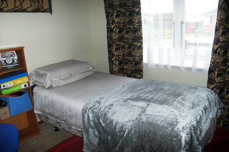 Photo of property in 18 Maire Street, Levin, 5510