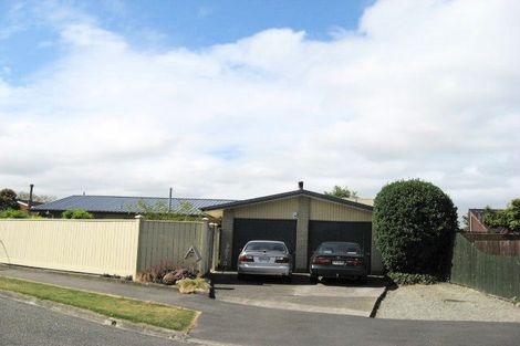 Photo of property in 18 Kent Lodge Avenue Avonhead Christchurch City