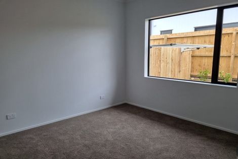 Photo of property in 31a Cambie Avenue, Red Beach, 0932