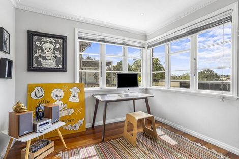 Photo of property in 1612 Great North Road, Waterview, Auckland, 1026