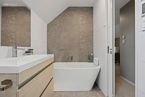 Photo of property in 21 Lusk Street, Rangiora, 7400