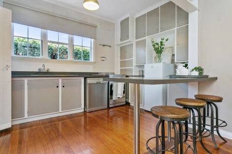 Photo of property in 23 Grosvenor Street, Cambridge, 3434