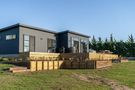 Photo of property in 24 Fraters Road, Martinborough, 5781