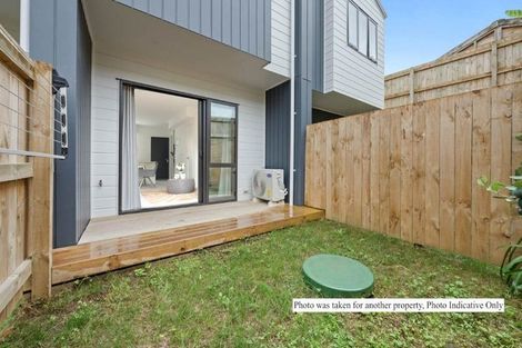 Photo of property in 2/112 Moore Street, Howick, Auckland, 2014