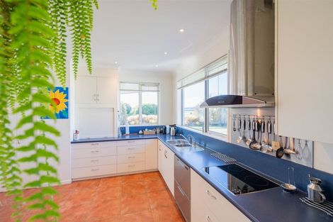 Photo of property in 56 Hawea Place, Te Anau, 9600