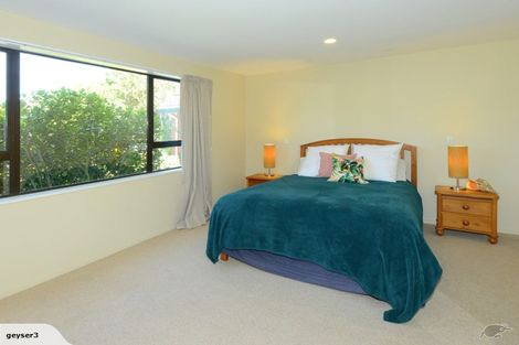 Photo of property in 25d Ramore Place, Redwood, Christchurch, 8051