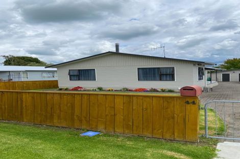 Photo of property in 44 College Road, Edgecumbe, 3120
