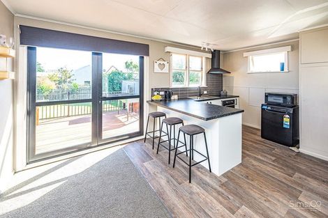 Photo of property in 12 Durham Road, Springvale, Whanganui, 4501