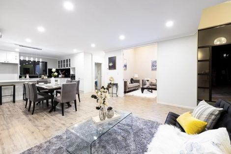 Photo of property in 198 Ridge Road, Howick, Auckland, 2014