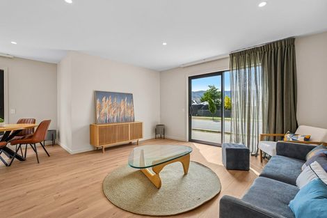 Photo of property in 18 Woods Crescent, Cromwell, 9310