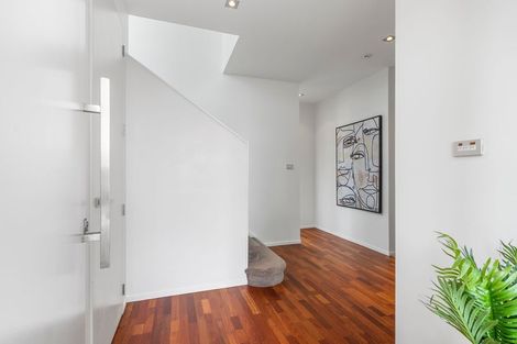 Photo of property in 80 Bleakhouse Road, Howick, Auckland, 2014