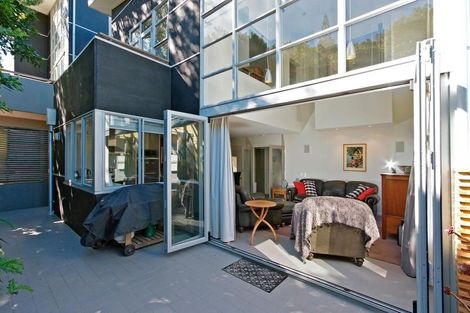 Photo of property in 94b Onslow Road, Khandallah, Wellington, 6035