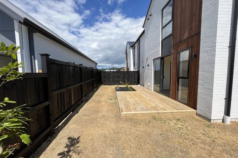 Photo of property in 64 Podgora Avenue, Huapai, Kumeu, 0810