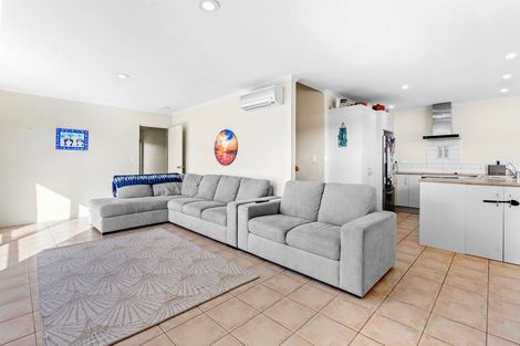 Photo of property in 19 Ata-mahina Way, Ruakaka, 0116