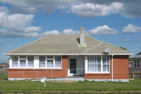 Photo of property in 151 Puriri Street, Castlecliff, Whanganui, 4501