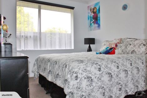 Photo of property in 2/46 Hollyford Avenue, Bryndwr, Christchurch, 8053