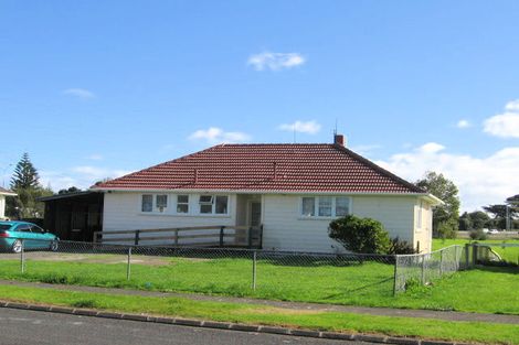 Photo of property in 19 Sandbrook Avenue, Otara, Auckland, 2023