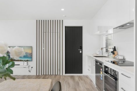 Photo of property in 1/58 Division Street, Riccarton, Christchurch, 8041