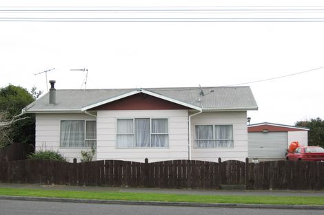 Photo of property in 62 Fitzroy Road, Fitzroy, New Plymouth, 4312