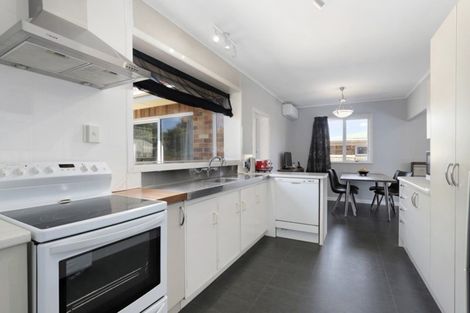 Photo of property in 24 Mcnicol Street, Fairfield, Hamilton, 3214