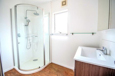 Photo of property in 4/372 Whangaparaoa Road, Stanmore Bay, Whangaparaoa, 0932