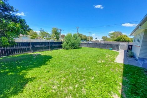 Photo of property in 30 Yeats Crescent, Fairfield, Hamilton, 3214