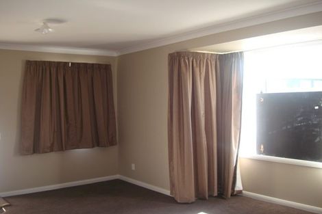 Photo of property in 1 Sandleigh Road, Hamilton Lake, Hamilton, 3204