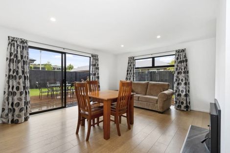 Photo of property in 28 Wineberry Avenue, Amberley, 7410