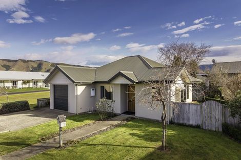 Photo of property in 14a Innes Street, Waimate, 7924
