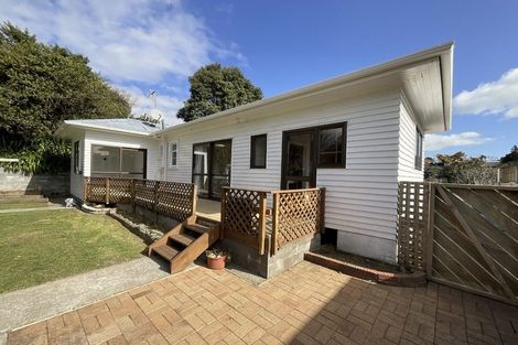 Photo of property in 33b Lorna Street, Lynmouth, New Plymouth, 4310