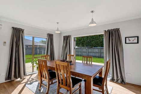 Photo of property in 139d High Street, Oxford, 7430