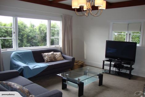 Photo of property in 28 Oakley Avenue, Claudelands, Hamilton, 3214