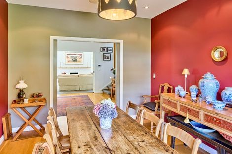 Photo of property in 33 Cheviot Road, Lowry Bay, Lower Hutt, 5013