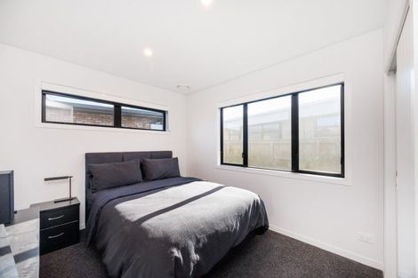 Photo of property in 58 Kanuka Drive, Hokowhitu, Palmerston North, 4410