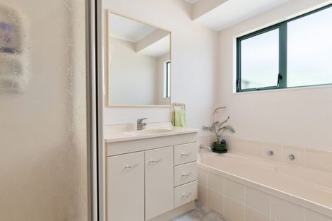 Photo of property in 63 Grantston Drive, Pyes Pa, Tauranga, 3112