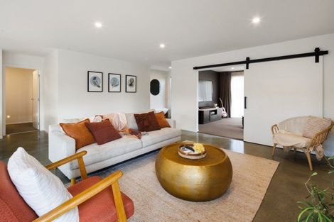 Photo of property in 11 Ruru Street, Cambridge, 3434