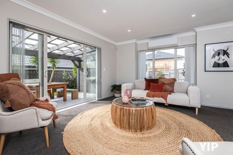 Photo of property in 235 Mark Avenue, Grenada Village, Wellington, 6037